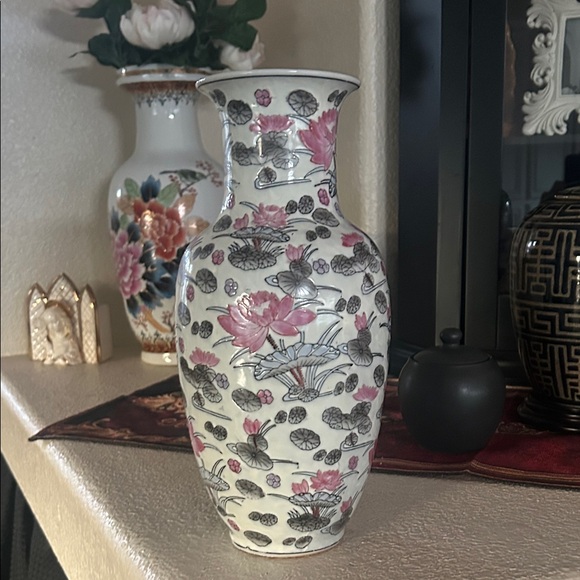 Other - Floral Ceramic Vase - Pink and Gray